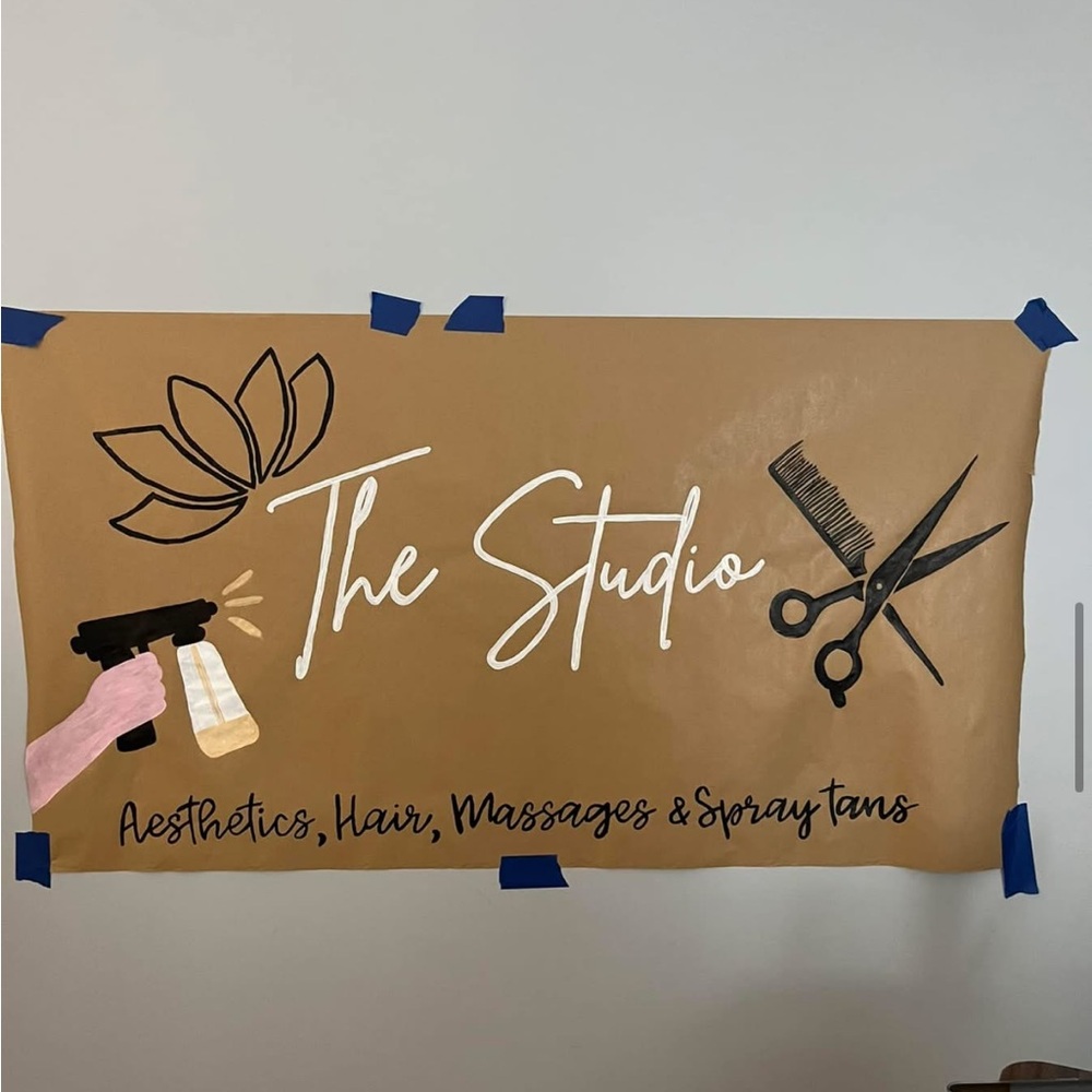 Hand painted banners 🤍